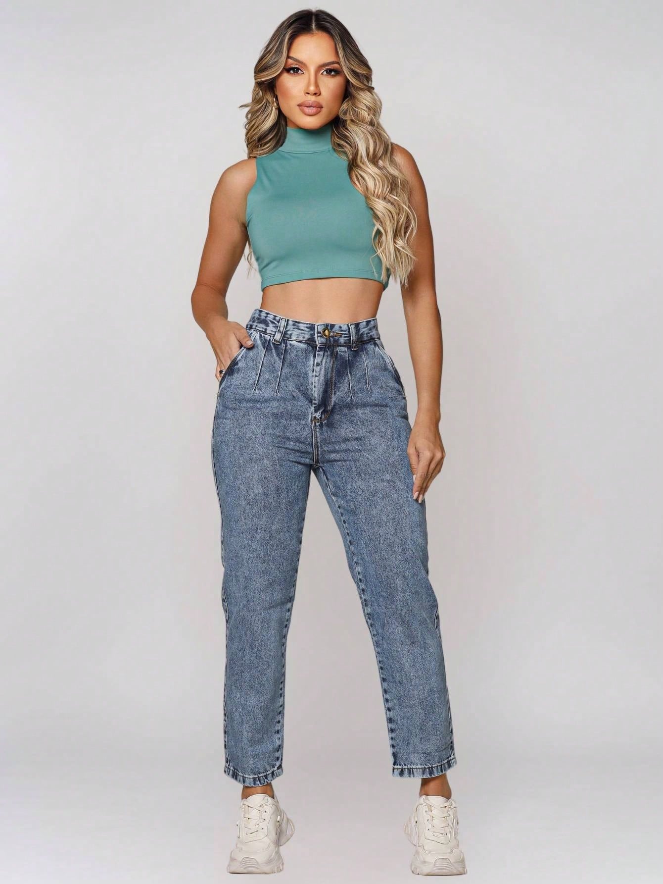 Vendedor Indicado
Calça Jeans Feminina Mom Básica Cos Alto Sem Elastano Com Bolso perna larga