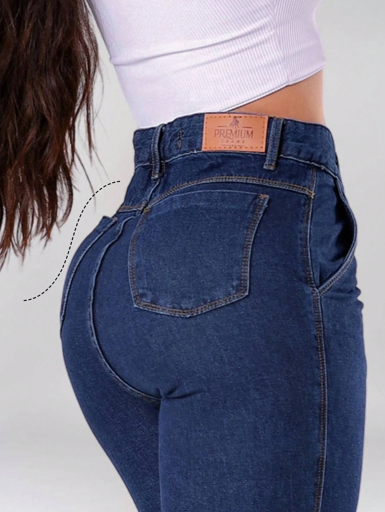 Vendedor Indicado
Calça Jeans Feminina Mom Básica Cos Alto Sem Elastano Com Bolso perna larga