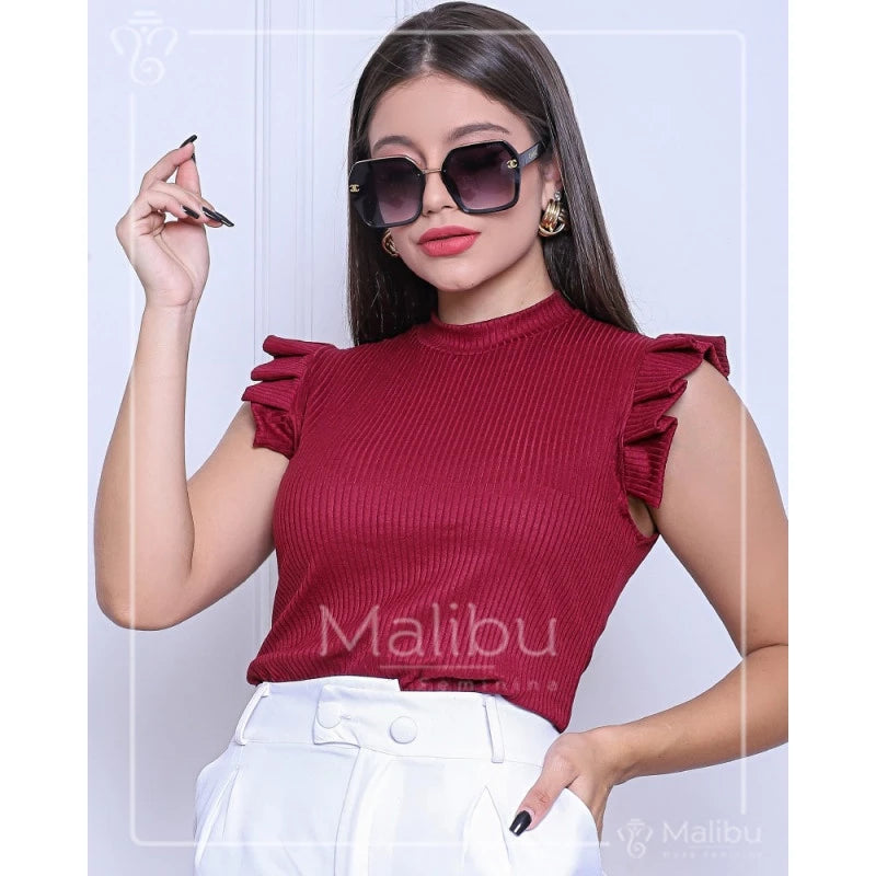 Blusa Canelada com Babadinho: Elegância e Charme para Seu Dia a Dia!