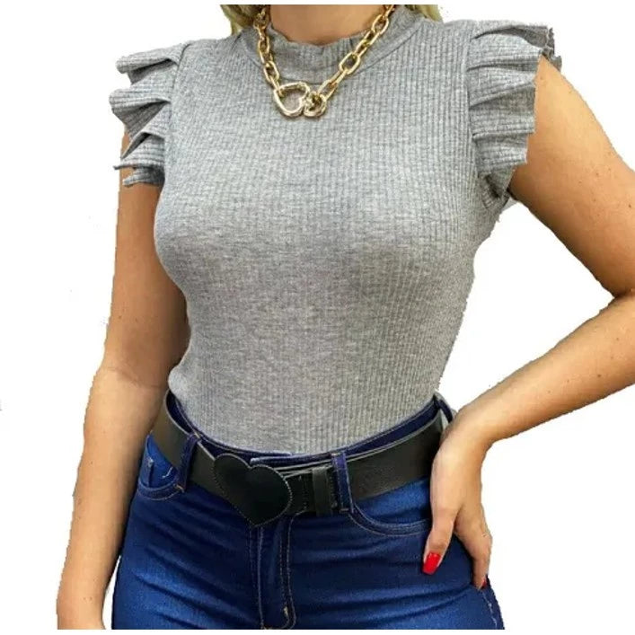 Blusa Canelada com Babadinho: Elegância e Charme para Seu Dia a Dia!